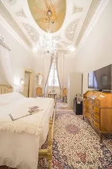 Corte Realdi Boutique 3*